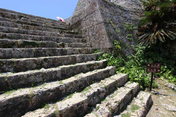 中城城跡三の郭の階段