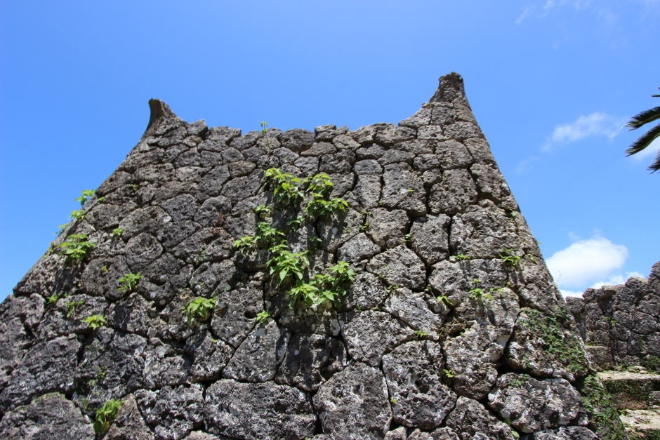 あいかた積み(亀甲乱れ積み)