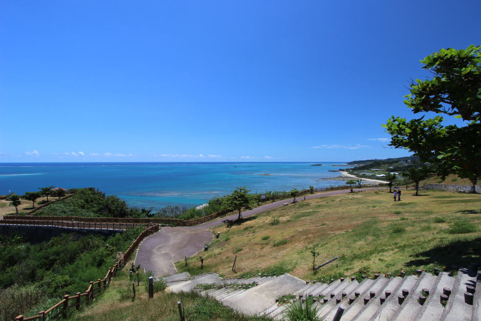 知念岬の景色